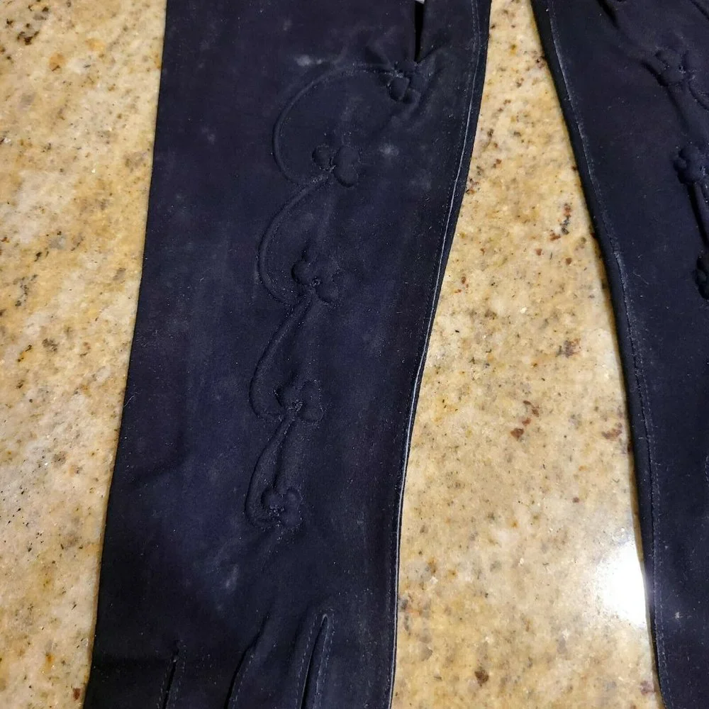 H.A.&E. Smith Ltd. Leather Gloves Suede Black Tailored Flowers Vintage France